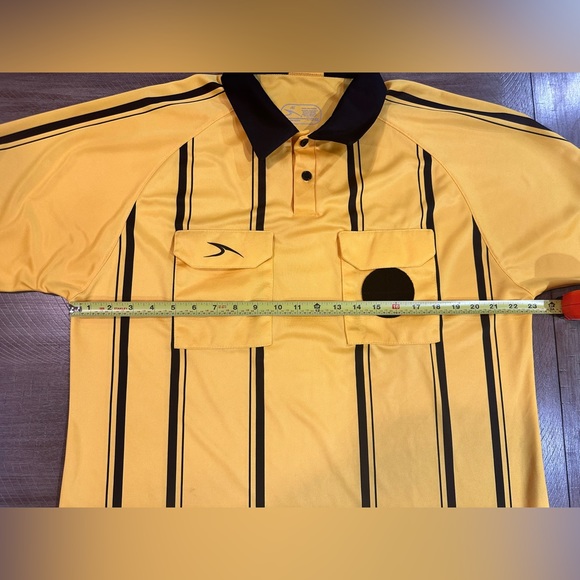 Score AL Soccer REFEREE JERSEY Shirt Yellow & Black Short Sleeve Size: L Men’s - Picture 7 of 14